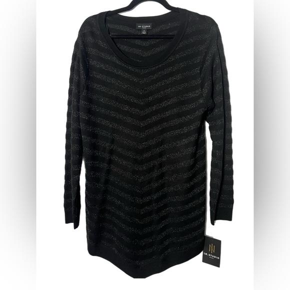 NWT Brand New InStudio Long Sleeve Lightweight Black Sweater w/Silver Sparkle - Picture 2 of 4